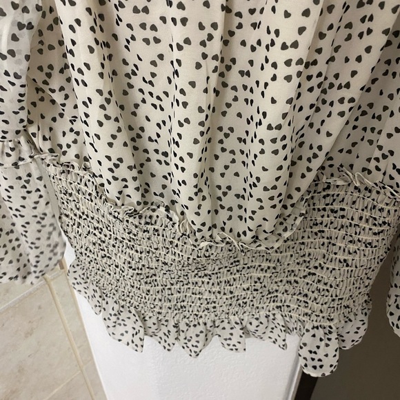 Max Studio polka dot off shoulder rouched blouse size Large - Picture 5 of 5